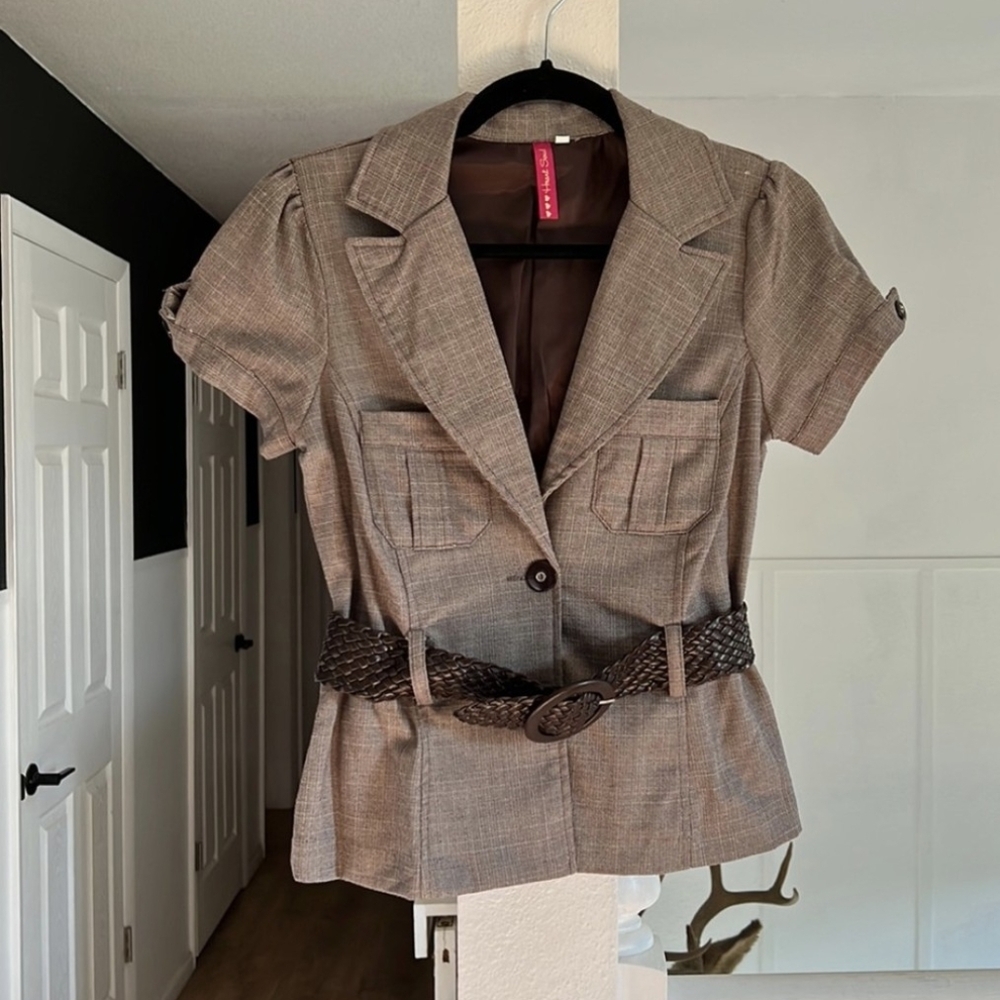 🍍 heart soul brown short sleeve blazer belted size small